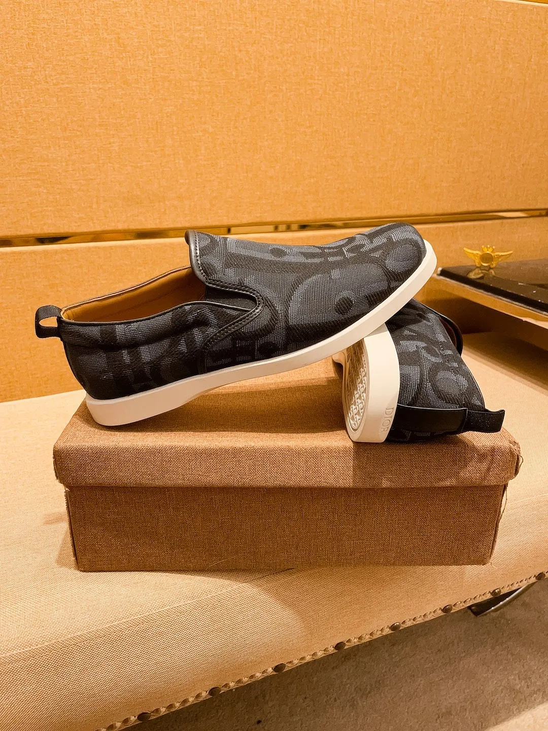 Men's shoes 💰 380💰👍【Dior】🔥🔝High-end brand of men's shoes official website 1:1 latest masterpiece: the upper is made of Italian official website original special technical cloth fabric 🔥original comfortable and breathable lining➕original designated non-slip outsole🔥making walking more convenient and comfortable! An exclusive new model, a stunning work, a beautiful 1:1 replica [color] compared to the official quality! Create a fashionable personality to set off your uniqueness! A must-have for trendy men! 🔥, sizes: 38-44. color:.     Multiple colors available🔥